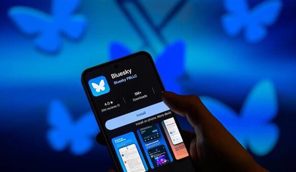 Bluesky Nedir? Merkeziyetsiz sosyal medya platformu hakkında bilmeniz gereken her şey