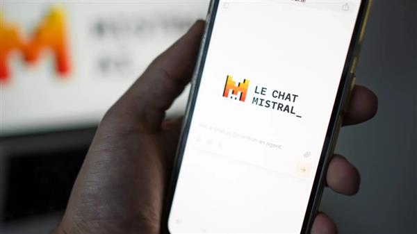 Fransız yapay zeka devi Mistral AI, Le Chat ile rekor kırdı