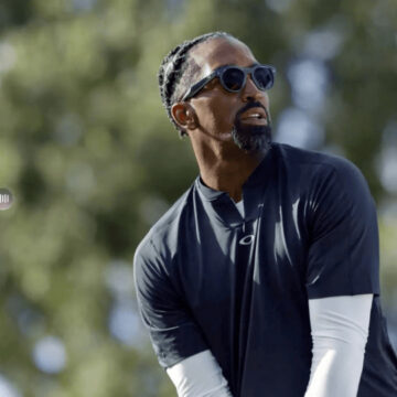 Meta ve Oakley iş birliğinden sporculara özel akıllı gözlük